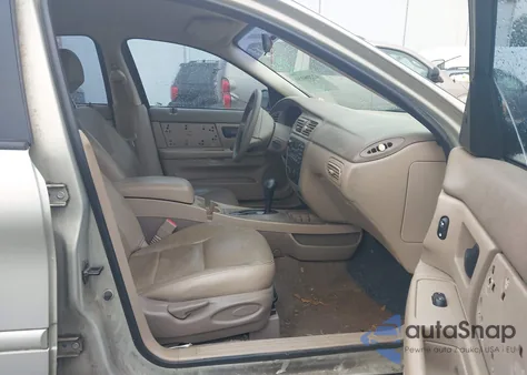 2004 Ford Taurus Ses z USA, uszkodzony, nr VIN 1FAFP55U34G121137